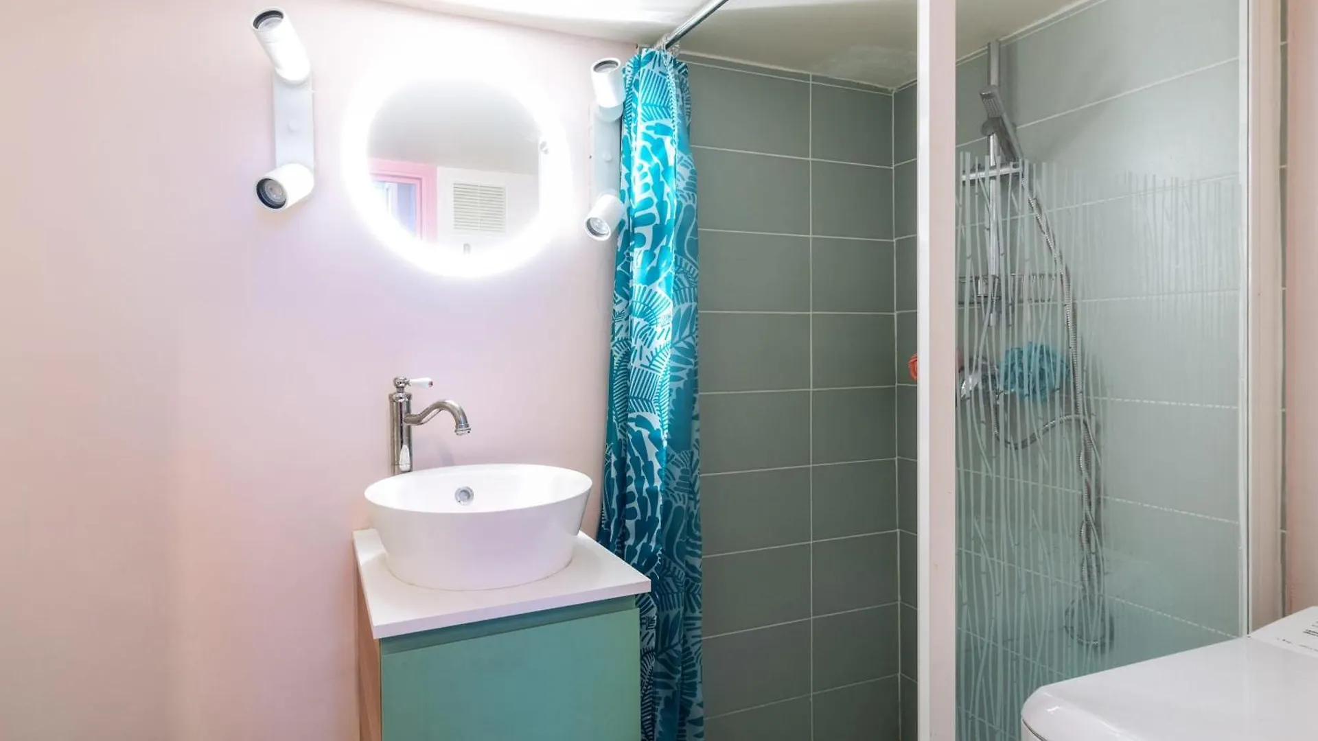 Apartment Studio Du Peintre - Welkeys Paris